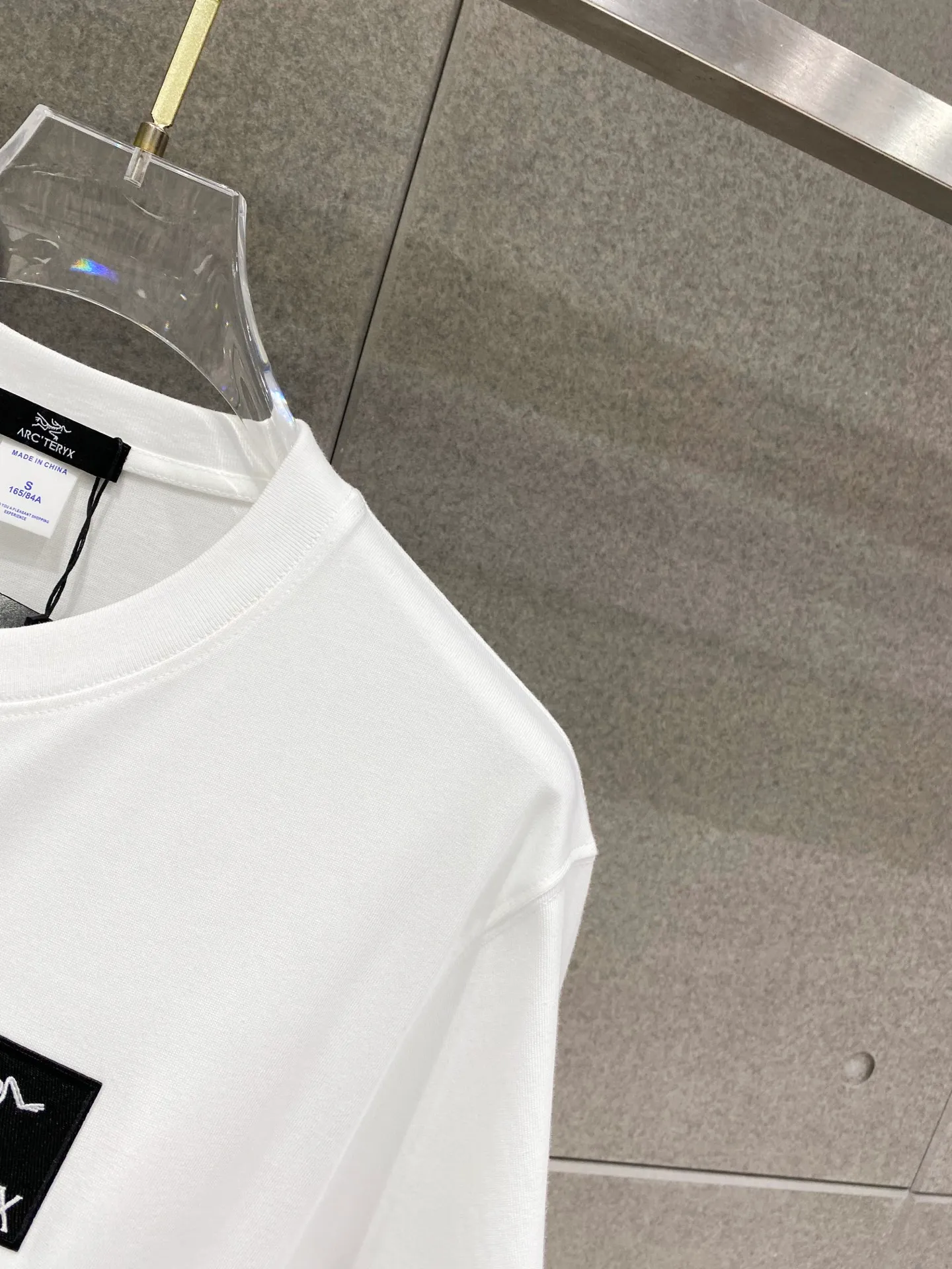 ， ，Classic logo ， Quality Original ， ， ， Premium 。 ！ :Black White，Royal Blue Sizes: S-XXL : g